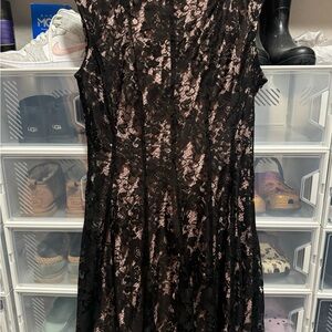Elegant Black Lace Midi Dress
